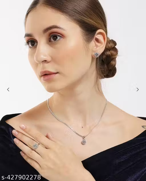 Allure Charming Pendants & Lockets